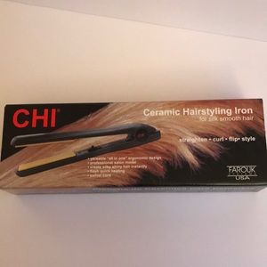 CHI Ceramic Hairstyling Iron Flat Iron New in Box
